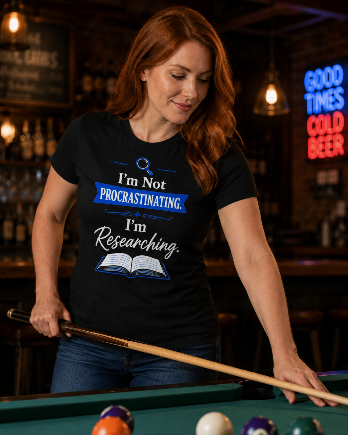 T-Shirt - I'm Not Procrastinating, I'm Researching